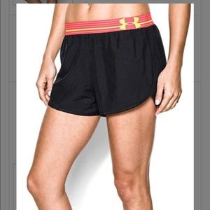 Women’s under armour shorts. Size small.